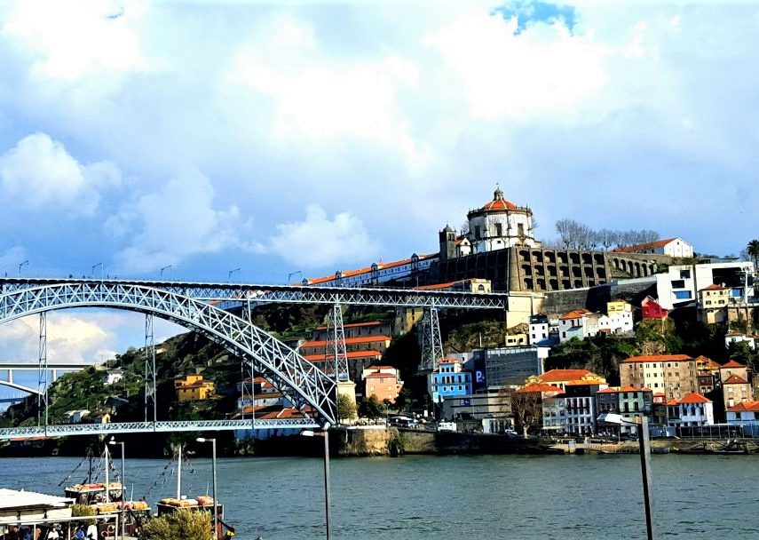 ce să vizitezi în Porto- pod